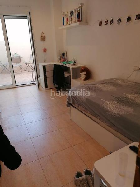 Foto 1eaa8ecf-1d7b-4db9-88e2-332097f875fb. Reihenhaus in avenida de la constitución 28 in Catral