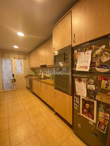 Foto 6bc3f3a0-9bc3-4ddb-be28-7107f3f28793. Reihenhaus in avenida de la constitución 28 in Catral