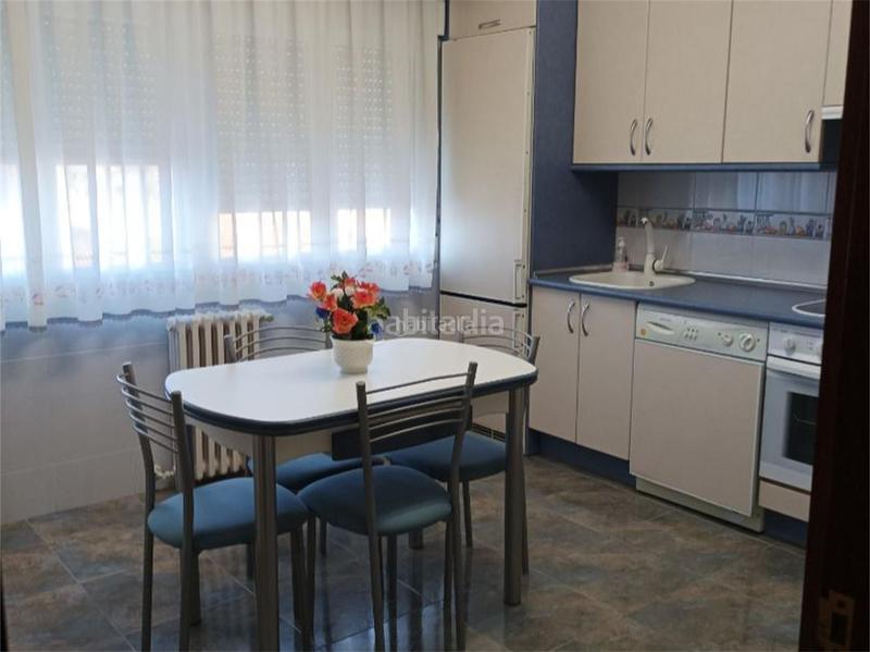 Foto f3f1d859-600d-4212-b042-2352ae42c252. Pis a avenida valladolid 22 a El Carmen - Casas del Hogar Palencia