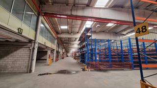 Miete Fabrikhalle in Calle de las cuatro calles 2. : nave logística