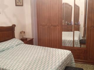 Casa adossada a Calle poblete 11. Casa en el centro de requena