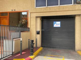 Autoparkplatz in Carrer pérez galdós 16. Parking vehículo grande 2,4x4,7 m
