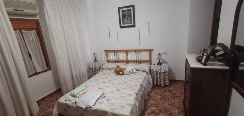 Foto f9bd19b2-0375-4110-81e6-f304fc8e17e5. Casa a calle rodrigo alonso 1 a Iznájar