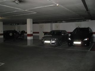 Location Parking voiture à Calle de la cuarta avenida 80. La paz / calle de la cuarta avenida