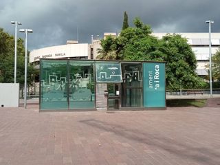 Miete Autoparkplatz in Batista i roca 1. Garaje de alquiler en plaça batista i roca
