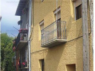 Casa adossada a Carrer de la font-vella 14. Molló / carrer de la font-vella