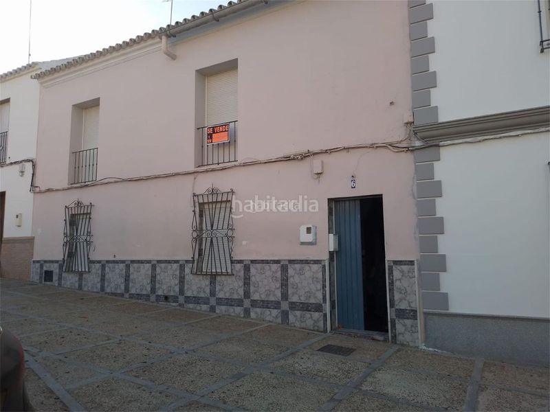 Foto 3df17372-54ff-4065-848a-bab1673e12b6. Casa adosada en avenida de andalucía 6 el coronil / avenida de andalucía en Coronil (El)