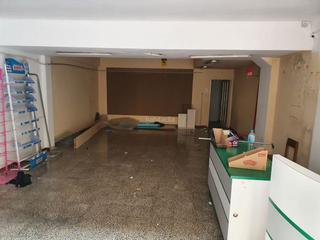 Lloguer Local Comercial a Carrer del nord 62. Espacio abierto, muchas posibilidades,