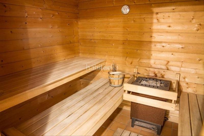 Foto a01fb2d0-1904-4f80-9380-3f025d1c56d9. Location appartement dans village 100 dans Enveitg