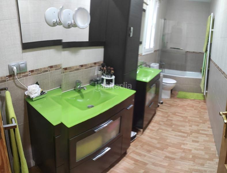 Foto 5a7f8100-b362-4fba-80ef-05cc17cdadcd. Xalet a calle adelfa 16 a Macael