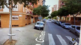 Parking voiture à Carrer del mestre felip 9. Amplio aparcamiento, excelente ubicacion