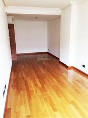 Appartement à Avenida de josé aguado 27. Calidades de primera , centrico