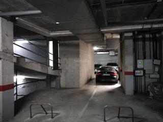 Miete Autoparkplatz in Avinguda de prat de la riba 73. Se alquila plaza para coche y motos