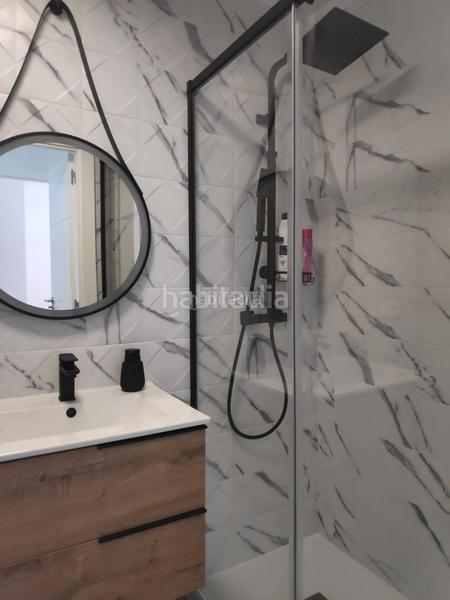 Foto 8f8bc961-0a7e-4b54-88a2-ea4dbcab9cd7. Dúplex en calle biar 14 con vistas al mar en Playa Tamarit-Playa Lissa Santa Pola