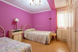 Location Appartement à Calle zamora 4. Piso muy cerca de hospital imed