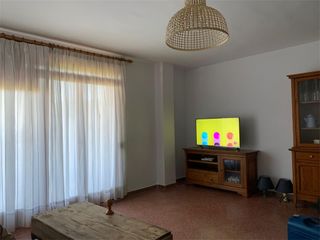 Miete Etagenwohnung in Carrer de valència, 22. Platja de ponent / carrer de valència