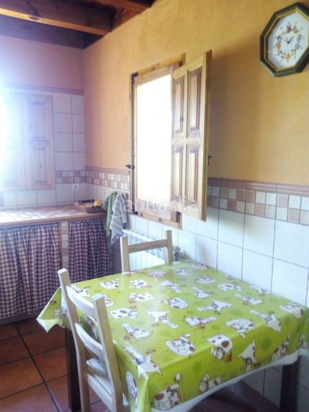 Foto 93e038d1-170f-4b33-900c-010cec23b989. Casa en calle de la alegria 50 casa rustica en Renedo de la Vega