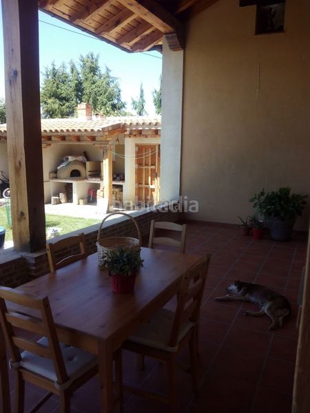 Foto dfb0f54a-4aeb-42c5-9916-da70e56c2c05. Casa en calle de la alegria 50 casa rustica en Renedo de la Vega