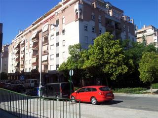 Rent Car parking in Calle lubina 5. Angustias - chana - encina / calle lubina