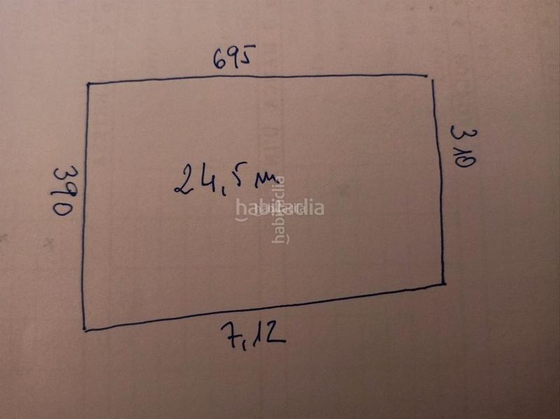 Foto e06bfa2e-814d-4eac-83df-89f3182fb376. Aparcament cotxe a carrer de sant jordi 10 a Tremp