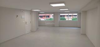 Lloguer Oficina a Avinguda sants patrons 28. Alquiler despacho en alzira centro