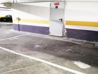 Alquiler Parking coche en Avenida de alberto de alcocer 32. Hispanoamérica - bernabéu / avenida de alberto de