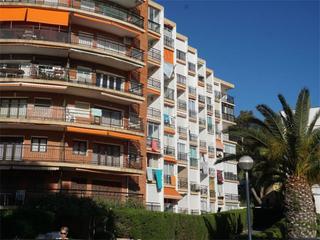 Appartement à Carrer dels replanells 3. Pla de maset - cap de salou / carrer dels replanel