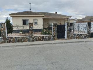 Casa in Calle cerezos 4. Calera y chozas / calle cerezos