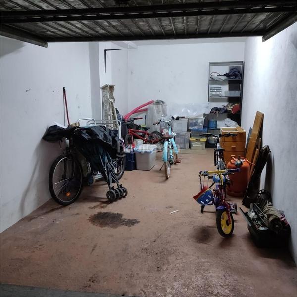 Foto 1e37f3b0-74ee-4bcb-a0a3-79ca6f60f2be. Car parking in carrer reina maria cristina 4 in Avenida de Abril-9 de Octubre Sagunt