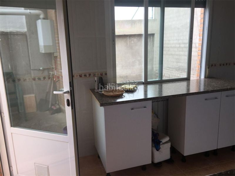 Foto 707d007b-a50a-4623-a87a-e791f755a1b6. Reihenhaus in calle carretera 2 in Navalucillos (Los)