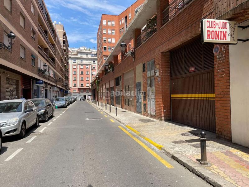 Foto 5fa016b5-5bc4-49a6-b0a4-78e01de668e1. Car parking in carrer de timoneda 3 in Arrancapins Valencia