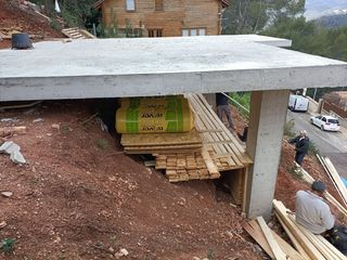 Casa a Carrer bullidors 62. Vendo terreno zona residencial