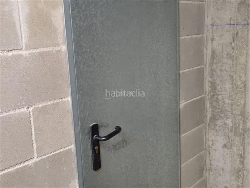 Foto 319d6f45-3313-49ba-b799-3cc49a0d4a6b. Flat in carrer d' aurora bertrana i salazar 35 in Girona