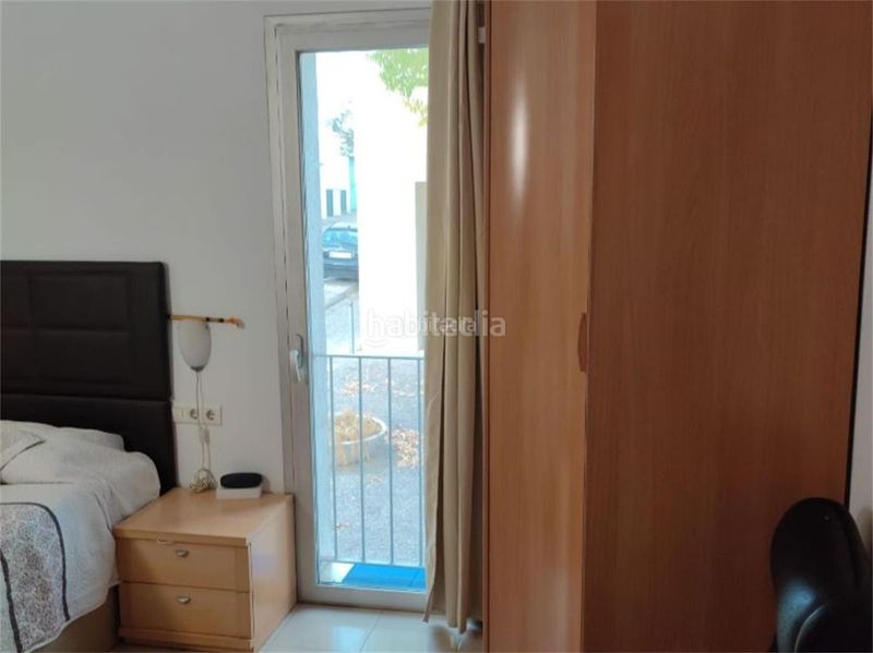 Foto a8a9d7bd-89f9-4ee9-9d7f-ddb9e1e47917. Flat in carrer d' aurora bertrana i salazar 35 in Girona