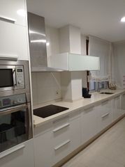 Piso en venta en pontevedra, zona fernández labred