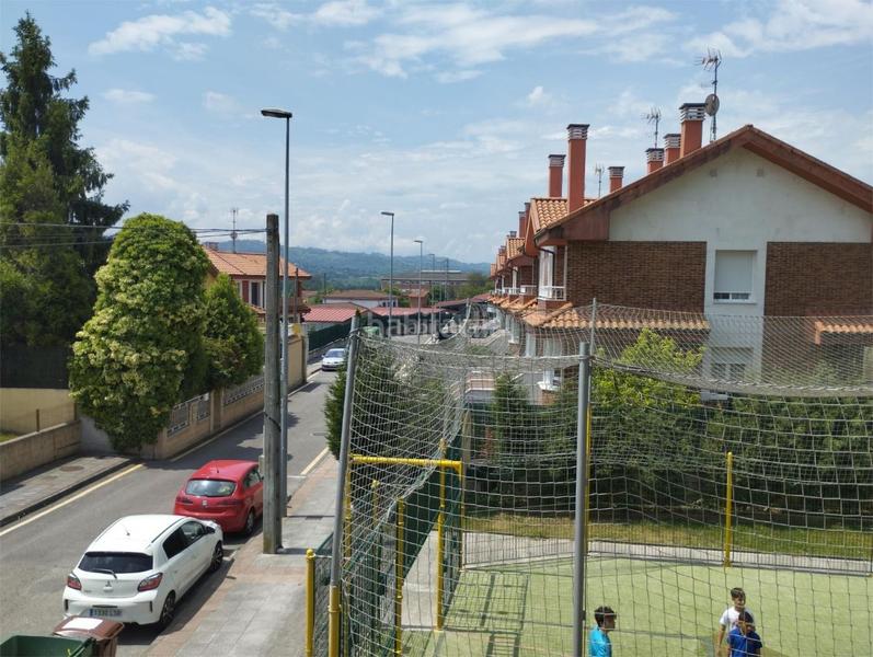 Foto f21f6679-8c01-4c04-b9d2-2c4428f71ecb. Appartement dans calle mirlos 5a dans El Berrón-La Carrera Siero