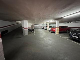 Autoparkplatz in Carrer de santa marta 23. Parking can vinader