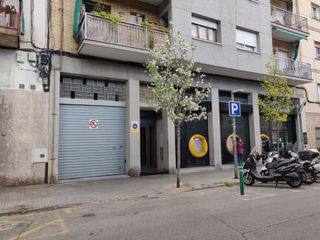 Alquiler Parking moto en Carrer josep ricart, 44. Plaza para moto (ampliable a 2 o coche pequeño)