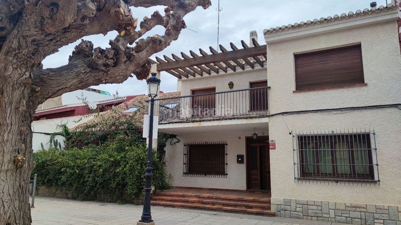 Foto db9dd638-7abc-47b3-9518-8bebe04771f3. Chalet in calle maestra ginesa méndez españa 15 in Mazarrón
