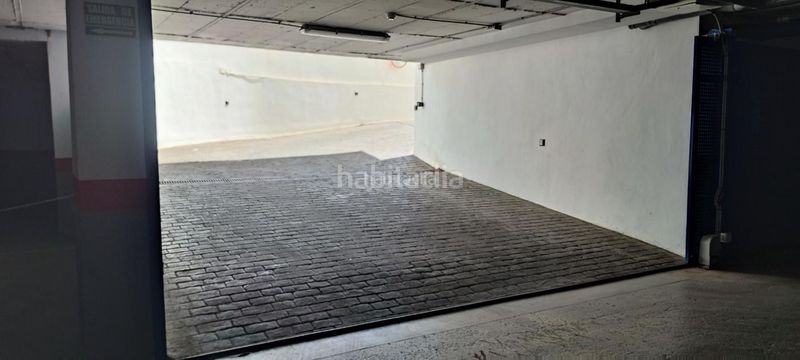 Foto bd4929b9-01fe-4e97-82bd-2cc4e4815bda. Autoparkplatz in camino de doña maría 8 in Cortijo Torrequebrada Benalmádena