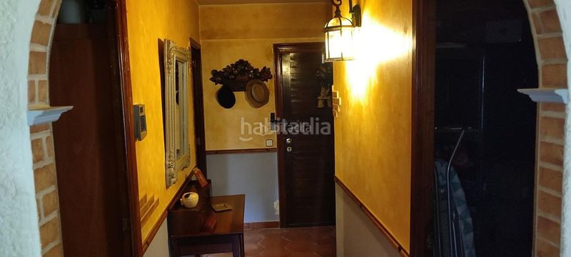 Foto 3993a98f-d391-485e-9e29-8c5f168ff49f. House in calle montes universales 8 in Utebo