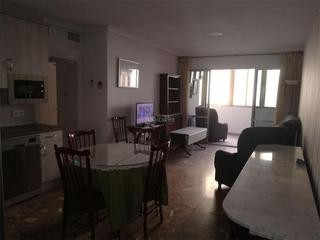 Location Appartement à Calle santa elena 24. Centro ciudad / calle santa elena