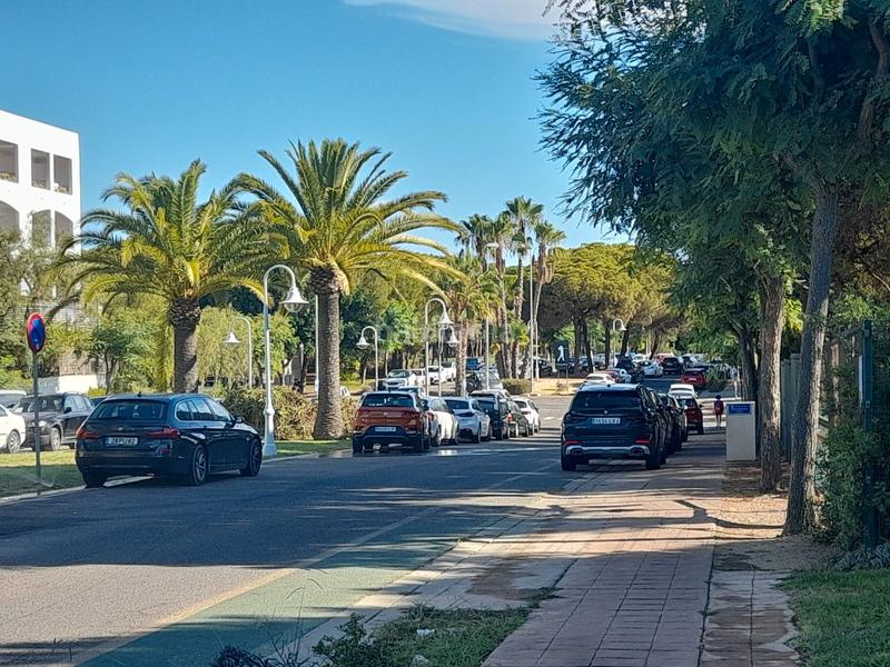 Foto b1525b38-178c-419b-ba3b-b7d9bd2e6493. Wohngrundstück in calle díez de solís 98 in El Portil