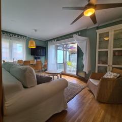 Affitto Appartamento in Rua curros enriquez 18. Excepcional apartamento seminuevo de lujo