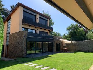 Casa en alquiler en puigcerdà pirineos. casa moder