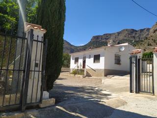 Maison à Calle aragon-r ab 12. Casa + parcela - zona tienda debarro y los ruices