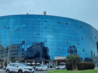 Alquiler Oficina en Calle alcalde perez de lera 2. Las eras de renueva / avenida de los reyes leonese
