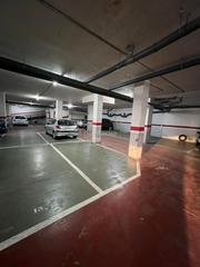 Car parking in Rambla marquesa de castellbell 30. Parking en la rambla (delante del pabellon)