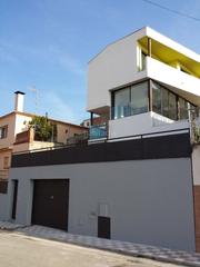 Casa a Carrer rioja 13. Casa de diseño con 300 metros cuadrados