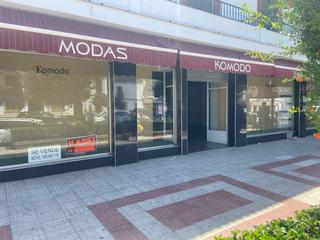 Alquiler Local Comercial en Carretera de el rocío 101. Local unico.